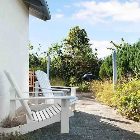2 Bedroom Amazing In Vakantiehuis Ebeltoft